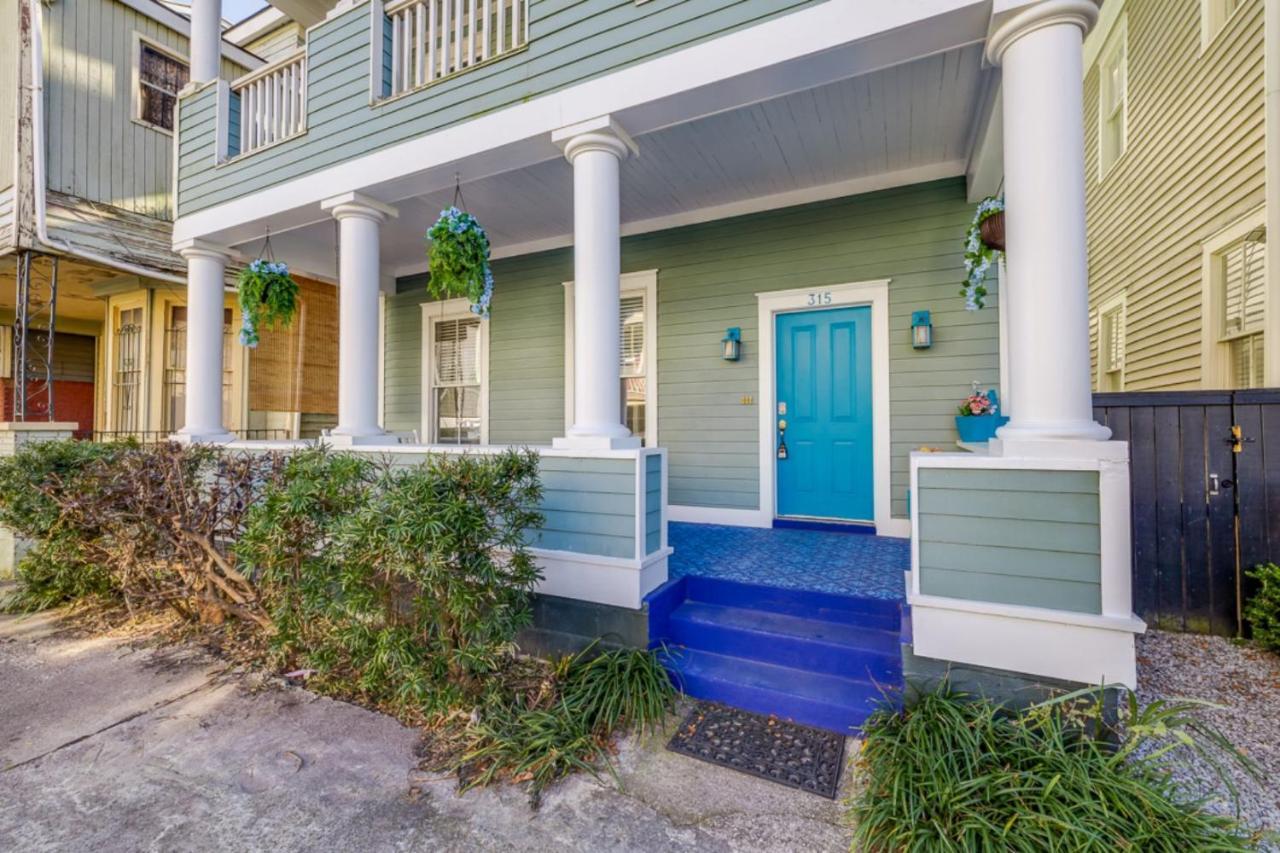 Walk Score 90!!-Historic Downtown District-2 Blocks To Famous Forsyth Park- Huge Private Patio-Private Parking Savannah Exterior foto